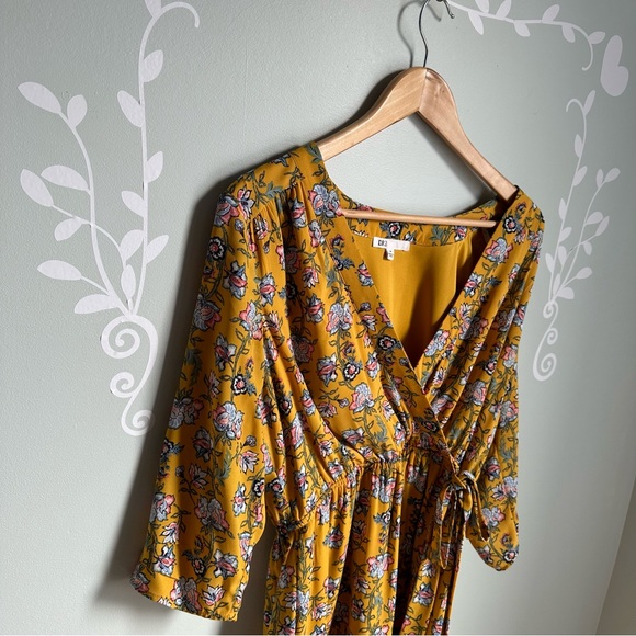 Yellow DR2 Floral-Print Dress in Size M - Picture 4 of 9